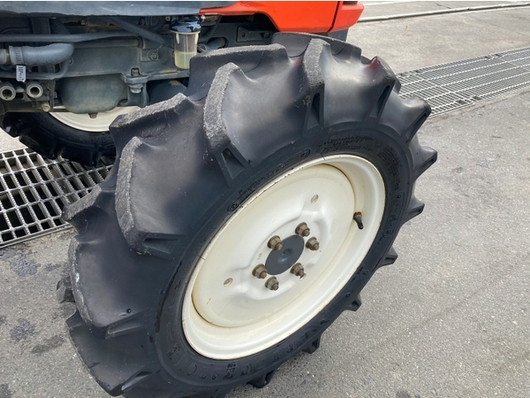 KUBOTA トラクター KB18