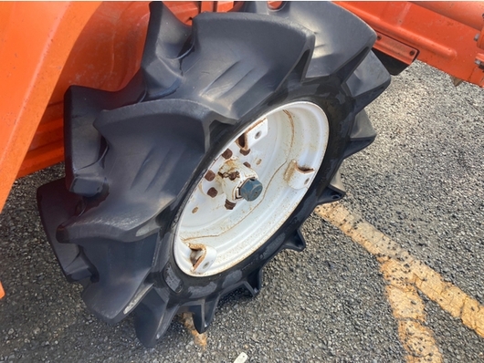 KUBOTA トラクター B1400D