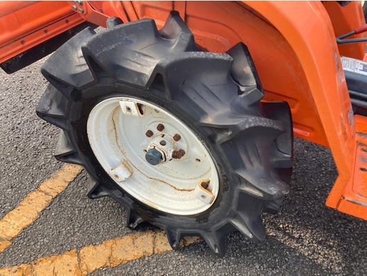 KUBOTA トラクター B1400D