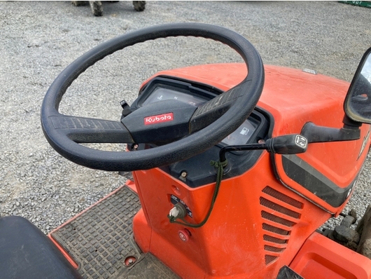 KUBOTA トラクター A-13