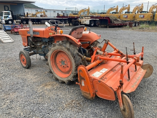 KUBOTA トラクター L2201S