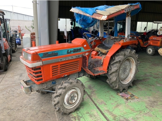 KUBOTA トラクター L1-225D