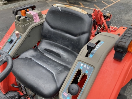 YANMAR トラクター F6D