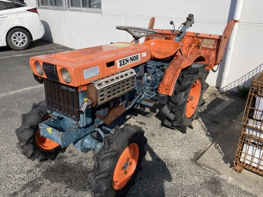 KUBOTA トラクター B7000D