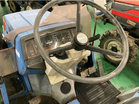 ISEKI トラクター TU150F