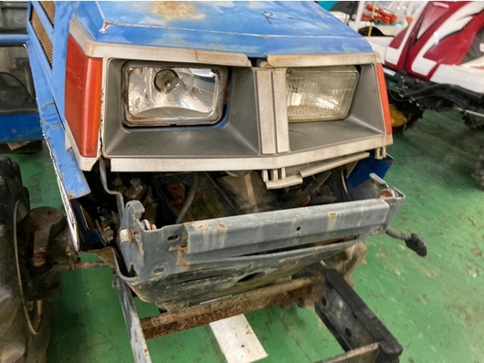 ISEKI トラクター TU160F