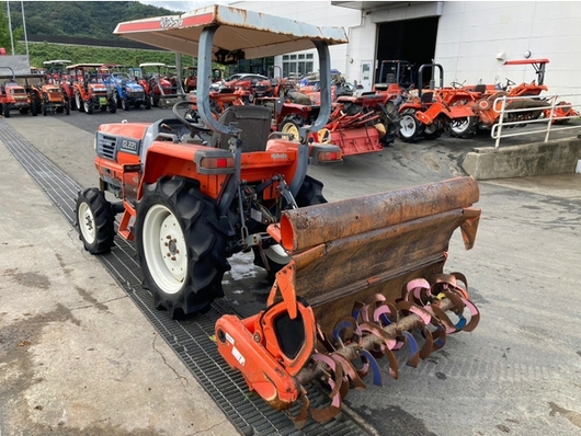 KUBOTA トラクター GL221D