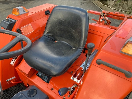 KUBOTA トラクター L1-185D