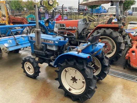 ISEKI トラクター TX1510F