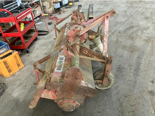 Massey Ferguson トラクター MF125S
