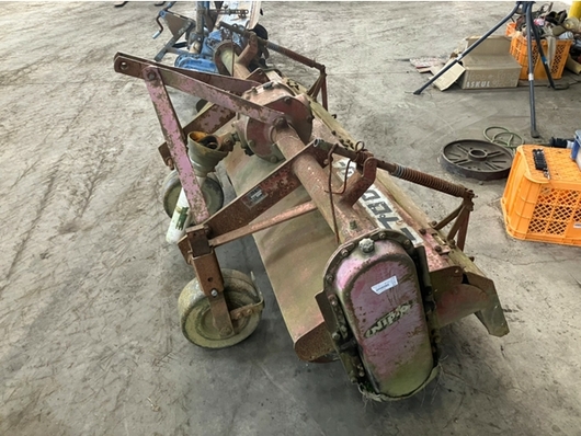 Massey Ferguson トラクター MF125S