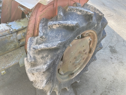 Massey Ferguson トラクター MF125S