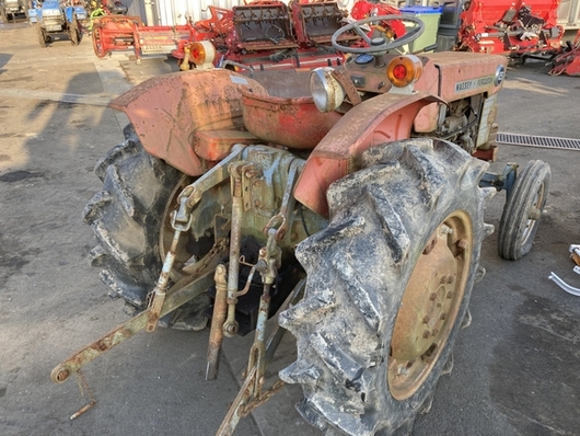 Massey Ferguson トラクター MF125S