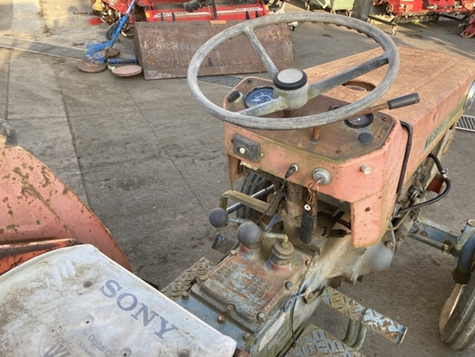 Massey Ferguson トラクター MF125S