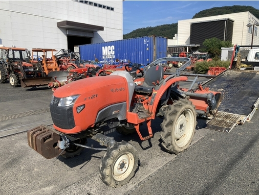 KUBOTA トラクター FT21
