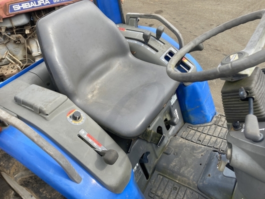 ISEKI トラクター TF19F