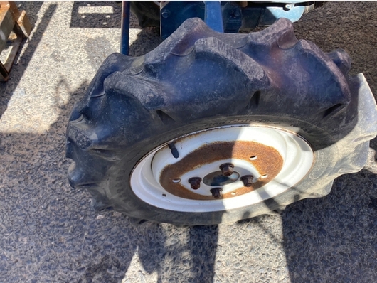 KUBOTA トラクター B1402D