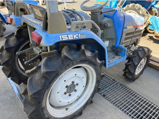 ISEKI トラクター TF193F