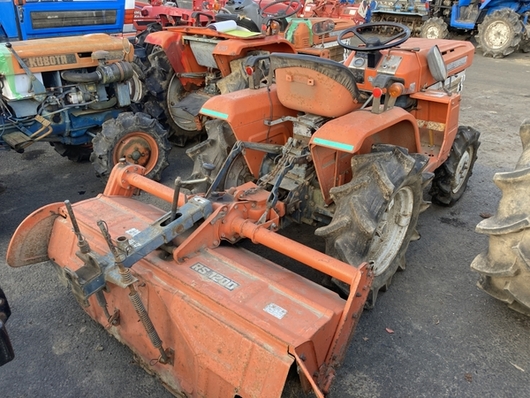 KUBOTA トラクター B1400D
