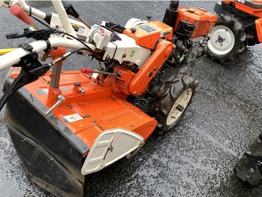 KUBOTA 耕運機 K75/EA8