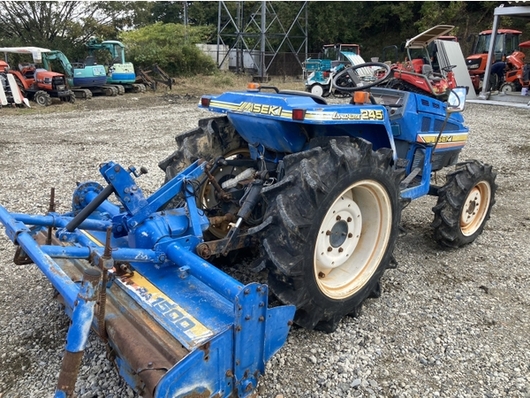 ISEKI トラクター TU245F