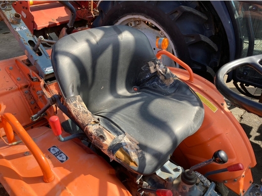 KUBOTA トラクター B7001