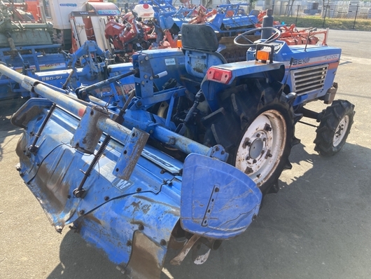 ISEKI トラクター TU2100F