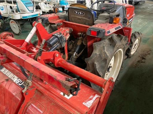 YANMAR トラクター F7D