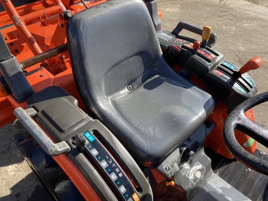 KUBOTA トラクター GB15