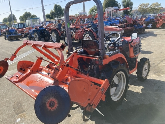 KUBOTA トラクター GB15