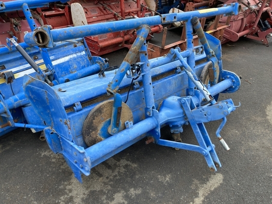 ISEKI トラクター TU1900