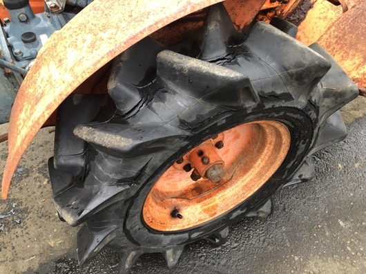 KUBOTA トラクター B6000D