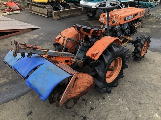 KUBOTA トラクター B6000D