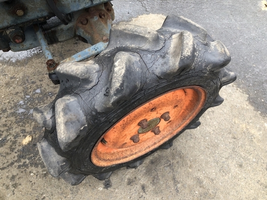KUBOTA トラクター B6000D