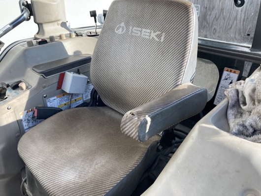 ISEKI トラクター TJ65