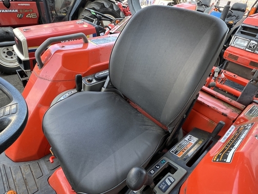 KUBOTA トラクター GL261D