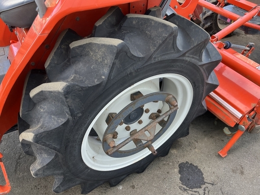 KUBOTA トラクター GL261D