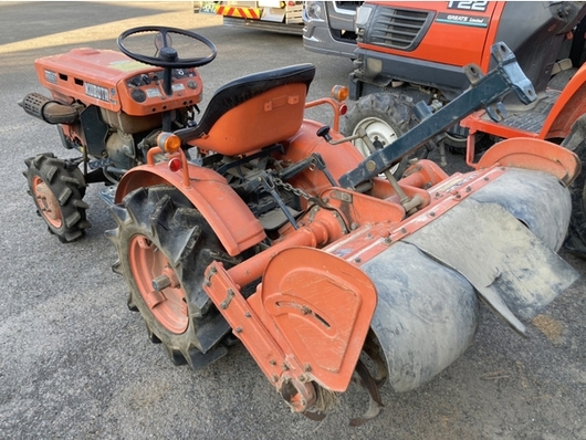 KUBOTA トラクター B5001D