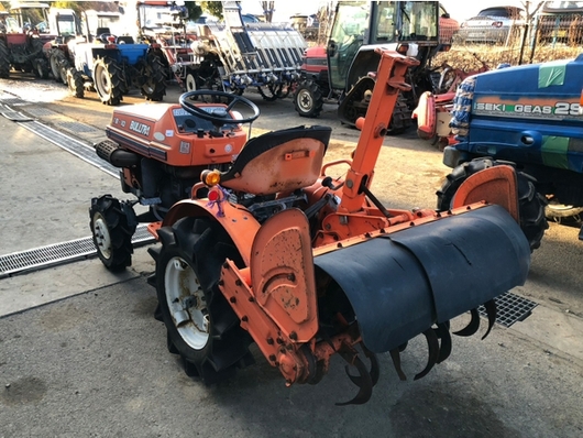 KUBOTA トラクター ZB-10D