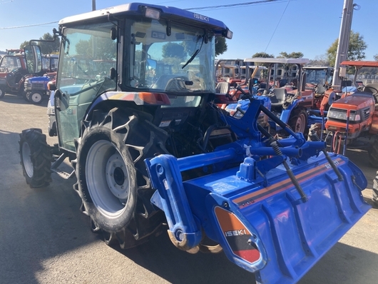 ISEKI トラクター AT37