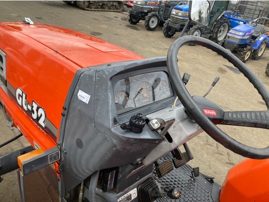 KUBOTA トラクター GL32D