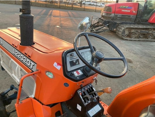 KUBOTA トラクター L2202DT