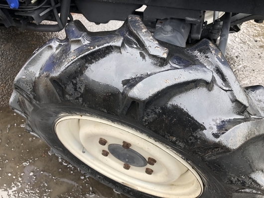 ISEKI トラクター TF23F