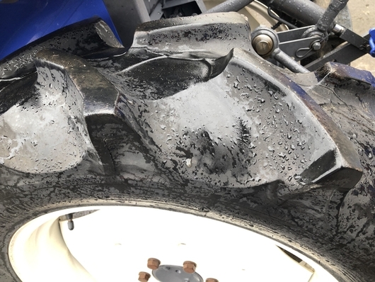 ISEKI トラクター TF23F