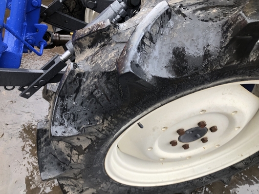 ISEKI トラクター TF23F