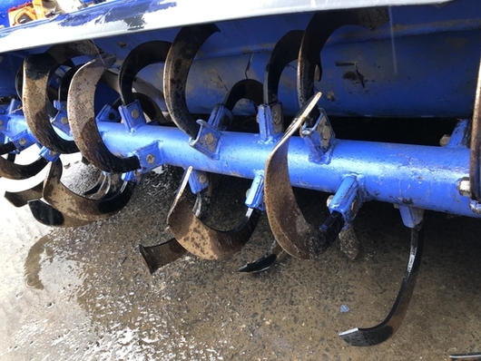 ISEKI トラクター TF23F