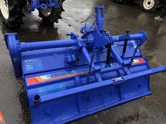 ISEKI トラクター TF23F