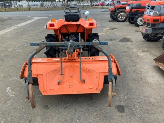 KUBOTA トラクター XB-1