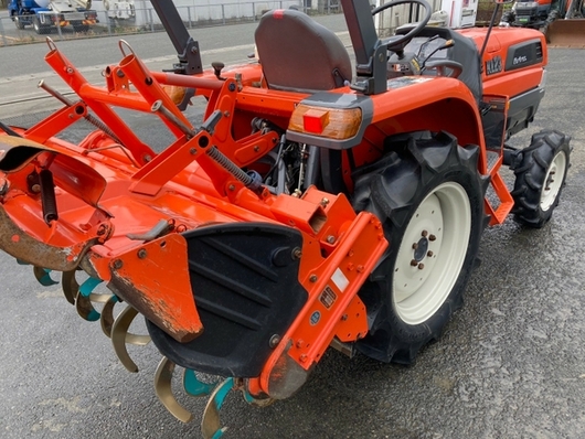 KUBOTA トラクター KL23