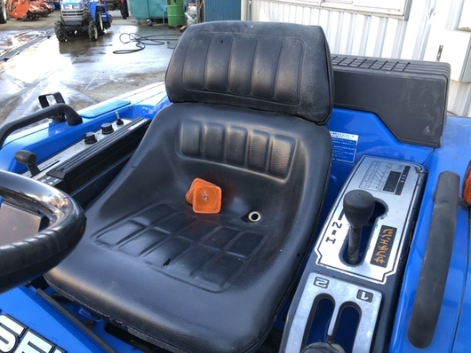 ISEKI トラクター TU157F